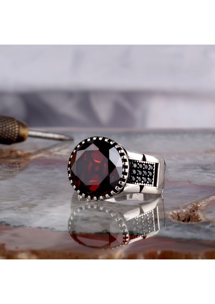 Zirkon Taşlı Oval Model 925 Ayar Gümüş Erkek Yüzük fiyatları