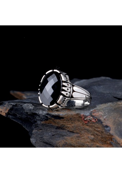 Zirkon Taşlı Oval Model 925 Ayar Gümüş Erkek Yüzük fiyatları