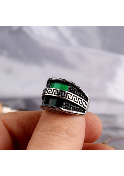 Yeşil Zirkon Taşlı Model 925 Ayar Gümüş Erkek Yüzük modelleri