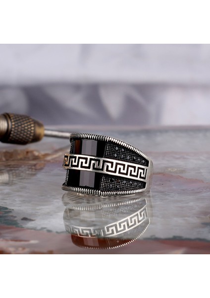 Siyah Zirkon Taşlı Model 925 Ayar Gümüş Erkek Yüzük fiyatları