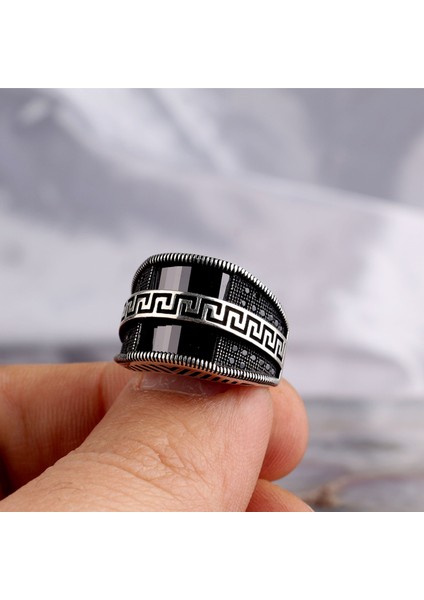 Siyah Zirkon Taşlı Model 925 Ayar Gümüş Erkek Yüzük modelleri