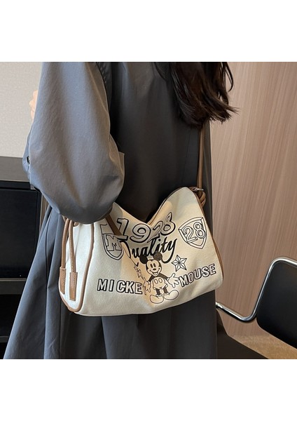 Kadınlar Için Niş Tasarımcı Kanvas Çanta 2024 Yeni Sonbahar ve Kış Popüler Karikatür Yastık Çanta Büyük Kapasiteli Tek Omuz Crossbody Çanta (Yurt Dışından) modelleri