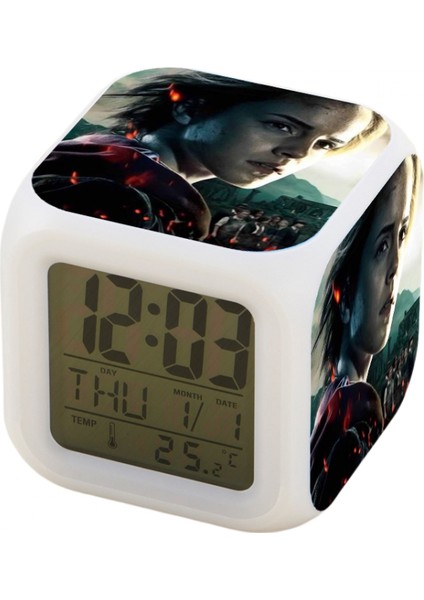 Küçük Boy Mini LED Stitch Anime Dijital Çalar Saat 7 Zaman, Sıcaklık, Alarm, Tarih ile Renkli Yatak Odası Işığı JINGYI1902 (Yurt Dışından)
