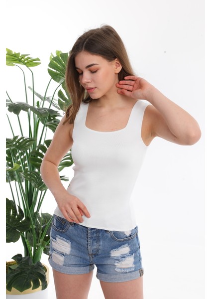 Kadın Beyaz Kolsuz Bluz Kalın Askılı Atlet Ince Yazlık Kare Yaka Triko modelleri