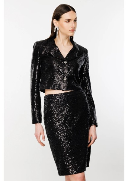 Payetli Düğmeli Kısa Ceket Siyah modelleri