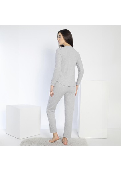 840.640 Kadın Kışlık Uzun Kol Nakışlı Fitilli Pijama Takım modelleri
