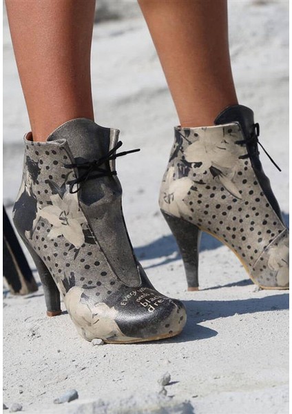 Kadın Vegan Deri Gri Topuklu Bootie - Black Dress Tasarım modelleri