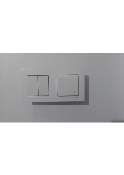 Karre Beyaz 2li Set Komütatör(Ikili Anahtar)+Kapaklı Priz