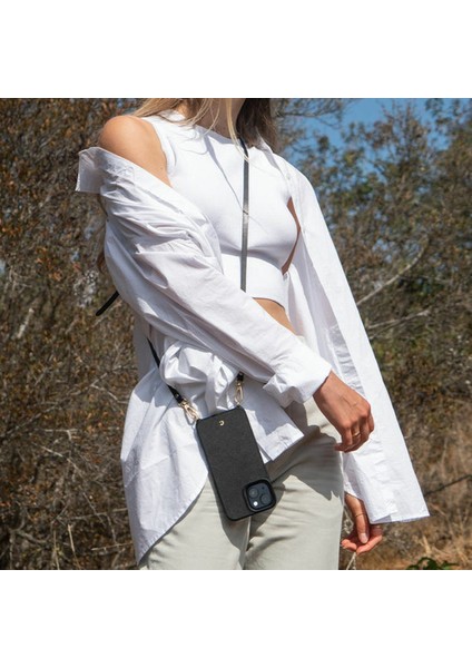 Ciel by CYRILL iPhone 13 Kılıf Classic Charm Black - ACS03186