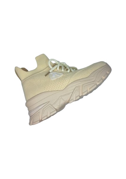 241-1007 Bayan Içten Dolgulu Spor Ayakkabı Bej modelleri