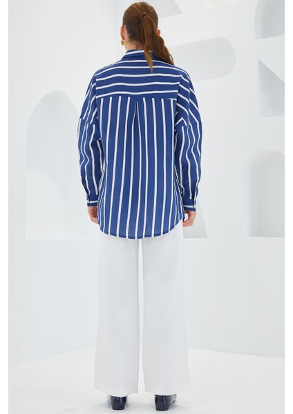 Kadın Lacivert Beyaz Çizgili Oversize Basic Gömlek 20254