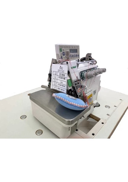 SK-5214EXT-04UBT 4 Iplik Transportlu Tam Otomatik Akıllı Iplik Kesicili Overlok Makinası fırsatları