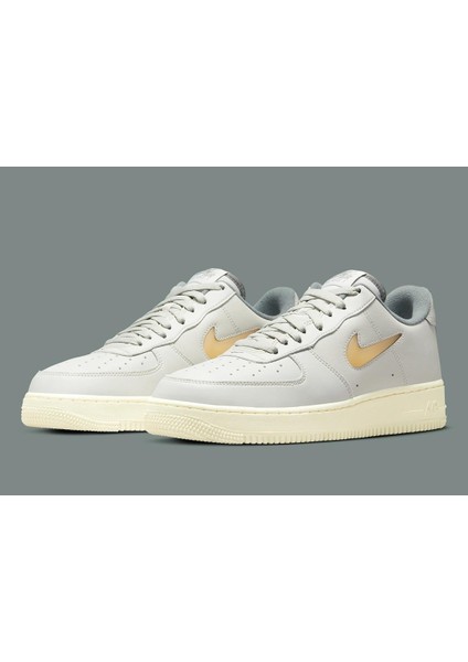 Air Force 1 "light Bone And Coconut Milk" DC8894-001 Kadın Sneaker