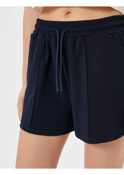 Nervürlü Mini Şort Cepli Beli Bağlamalı Krep Kumaş indirimleri