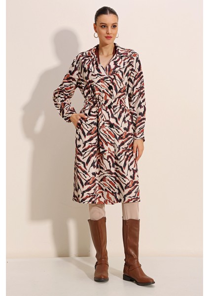 5853 Desenli Kruvaze Yaka Trençkot - C. Bej fırsatları