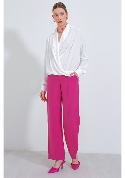 Kadın Beyaz Kruvaze Yaka Dökümlü Saten Bluz 0492 modelleri