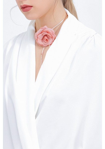 Kadın Beyaz Kruvaze Yaka Dökümlü Saten Bluz 0492 fırsatları