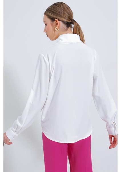 Kadın Beyaz Kruvaze Yaka Dökümlü Saten Bluz 0492 indirimleri