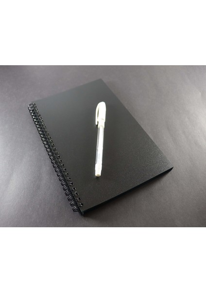 Spiralli Siyah Yapraklı Defter 14 x 20 cm Beyaz Jel Kalem Hediyeli
