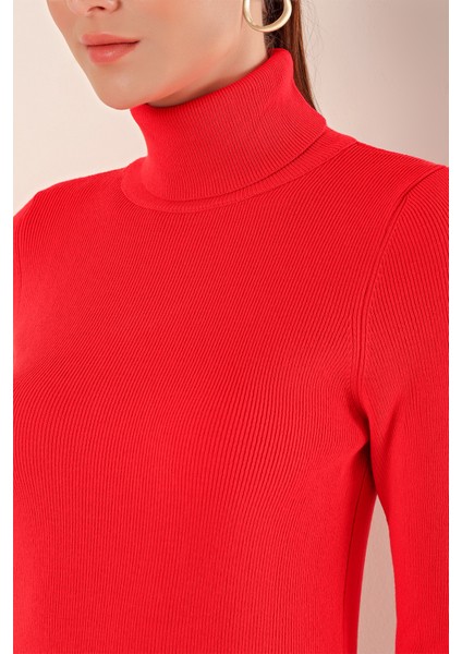 15825 Boğazlı Triko Kazak - Kırmızı modelleri