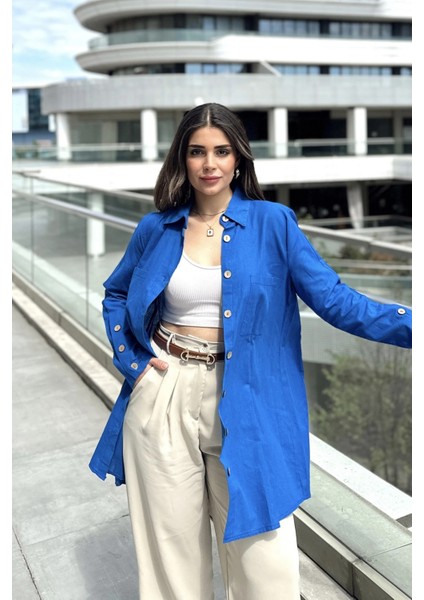 Kadın Mavi Uzun Kol, Ahşap Düğme Detaylı, Arkası Pliseli, Salaş ve Uzun, Pamuklu Tunik Gömlek fiyatları