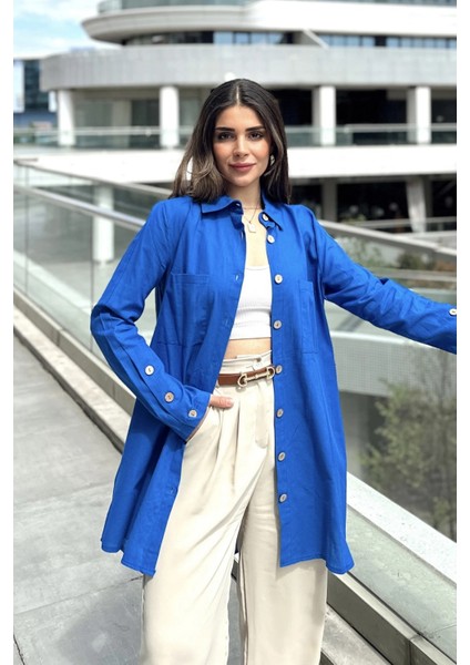 Kadın Mavi Uzun Kol, Ahşap Düğme Detaylı, Arkası Pliseli, Salaş ve Uzun, Pamuklu Tunik Gömlek fırsatları