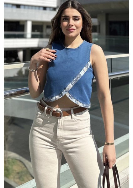 Kadın Laci Önü Çapraz Katlı, Kolsuz, Yuvarlak Yaka, Crop Kot Bluz