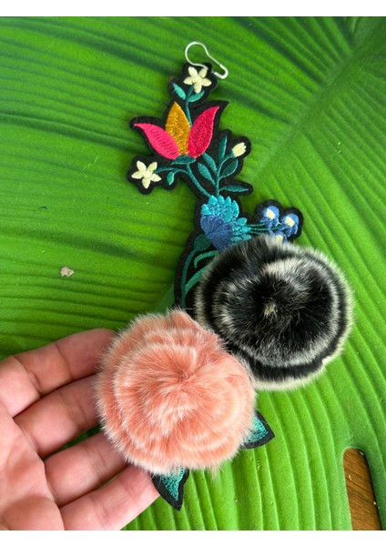 19X11 cm Ütü Ile Yapışan Ponponlu Nakış Işleme Arma Dikiş Giyim Aksesuarı fiyatları