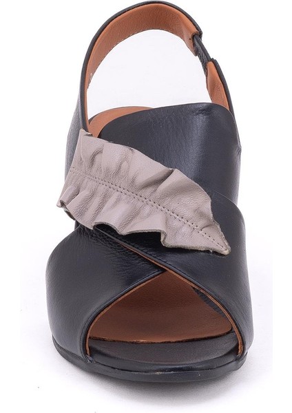 1857226 Kadın Sandalet modelleri