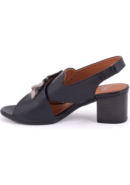 1857226 Kadın Sandalet indirimleri