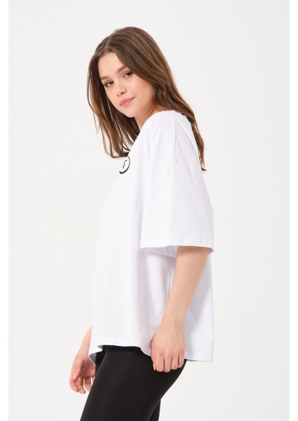 Kadın Bisiklet Yaka Baskılı Oversize T-Shirt