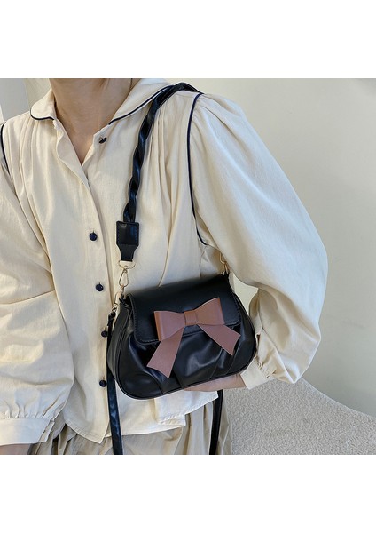 Yaz Internet Ünlü Pilili Küçük Çanta Kadın Çantası 2024 Yeni Moda Çok Yönlü Tek Omuz Bulut Çanta Moda Crossbody Çanta Trendi (Yurt Dışından) fırsatları