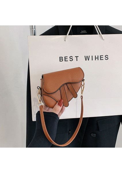 Kadınlar Için Batı Tarzı Küçük Çanta 2024 Kişilik Popüler Yeni Moda Kontrast Renk Kore Tarzı Tek Omuz Crossbody Eyer Çantası (Yurt Dışından)