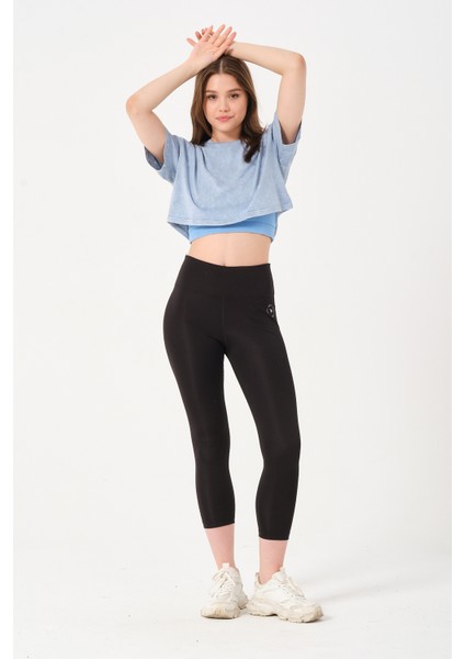 Kadın Bisiklet Yaka Yıkamalı Crop T-Shirt