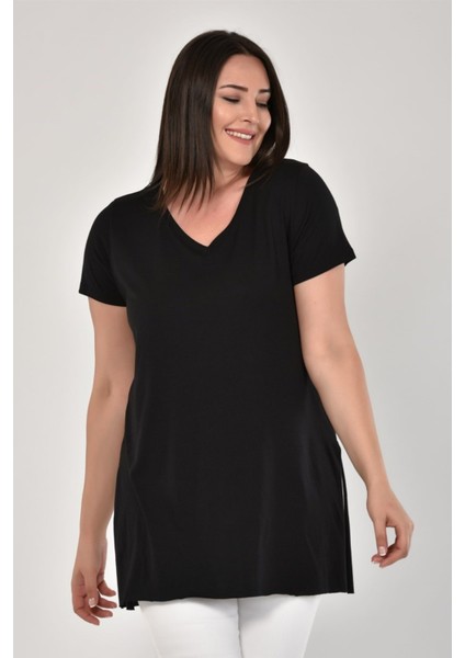 Büyük Beden V Yaka Yırtmaçlı Pamuk Basic Tshirt-Siyah