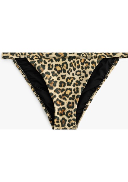 Leopar Desenli Slip Bikini Altı