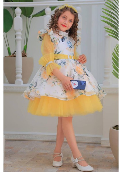 Kız Çocuk Üzeri Çiçek Desenli Omuzu ve Kolları Fırfır Detaylı Taş Işlemeli Sarı Elbise fiyatları