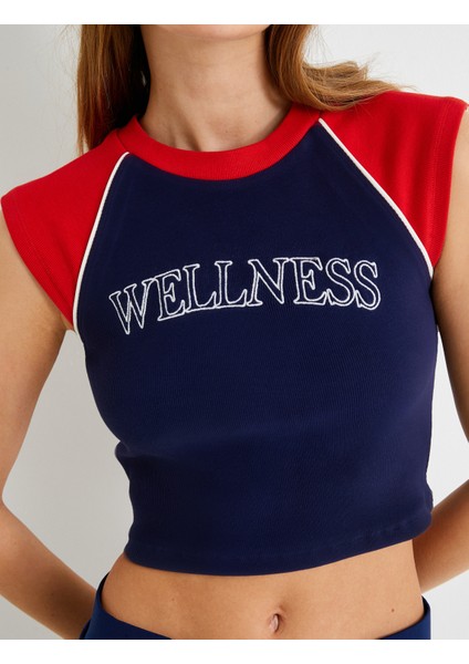 Spor Kolsuz Crop Tişört Renk Bloklu Yuvarlak Yaka Baskılı Ribanalı Slim Fit indirimleri