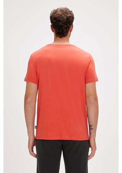 Solid Erkek Kırmızı Yuvarlak Yaka Tişört modelleri