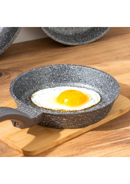 3737 Döküm Granit 3 Parça Tava Seti (20-24-28 Cm) fiyatları