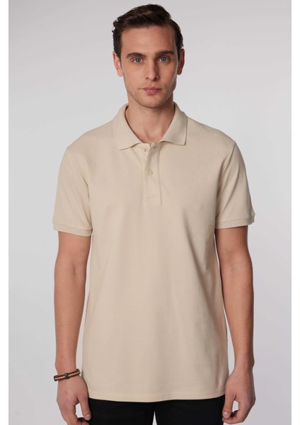 Erkek Slim Fit Dar Kesim Pamuk Düz Pike Bej Polo Yaka Tişört fiyatları