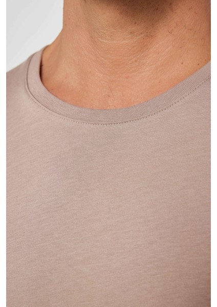 Erkek Slim Fit Dar Kesim Bisiklet Yaka Organik Pamuk Yumuşak Dokulu Kısa Kol Vizon Tişört fırsatları