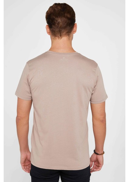 Erkek Slim Fit Dar Kesim Bisiklet Yaka Organik Pamuk Yumuşak Dokulu Kısa Kol Vizon Tişört indirimleri