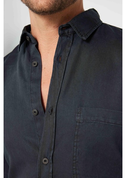 Slim Fit Uzun Kollu Dar Kesim Spor Yaka Düz Siyah Denim Erkek Gömlek fırsatları