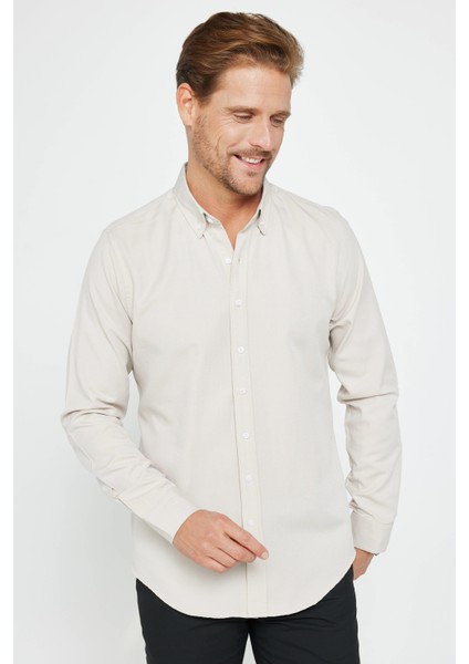 Slim Fit Uzun Kollu Dar Kesim Düğmeli Yaka Pamuklu Düz Oxford Taş Renk Erkek Gömlek