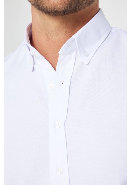 Slim Fit Uzun Kollu Dar Kesim Düğmeli Yaka Pamuklu Düz Oxford Beyaz Erkek Gömlek