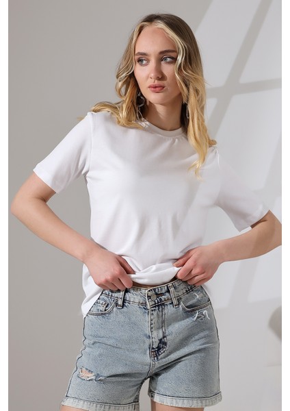 Pamuklu Penye Kompakt Ağır Kumaş Kısa Kol Comfort Fit T-Shirt 21666 Beyaz