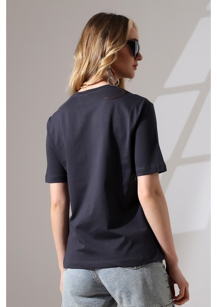 Pamuklu Penye Kompakt Ağır Kumaş Kısa Kol Comfort Fit T-Shirt 21666 Füme