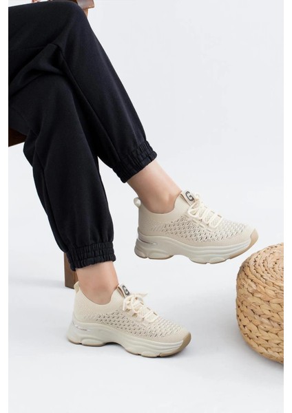 Kadın Sneaker Günlük 24Y309-3 Yüksek Taban Bej Taşlı Spor Ayakkabı fiyatları