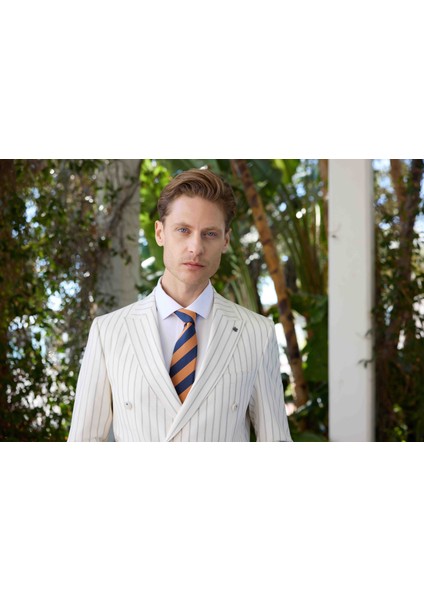 Erkek Beyaz Poliviskon Trend Kruvaze Slim Fit Sivri Yaka Takım Elbise fırsatları